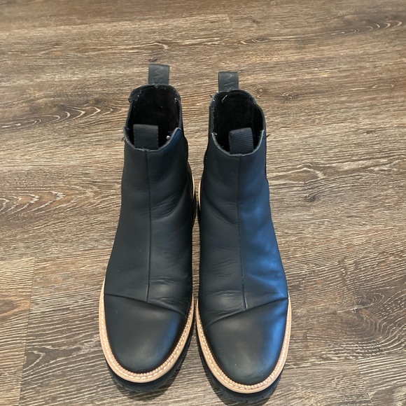 Toms Black Chelsea Lug Sole Ankle Boots with Tan Welt - Picture 3 of 8